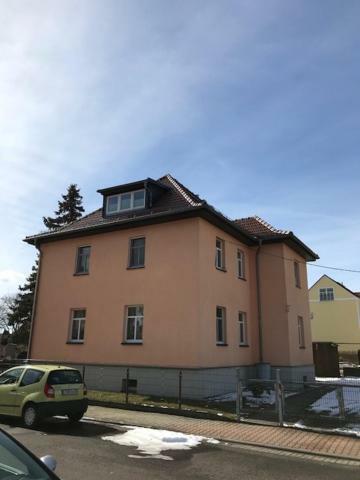 Liebevoll Eingerichtete Ferienwohnung Im Dg Zwenkau Exterior photo